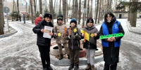 В Домодедово сотрудники Госавтоинспекции совместно с волонтерами культуры организовали для детей и их родителей правовой ликбез по правилам дорожной безопасности - Администрация г. Домодедово