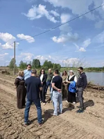 В деревне Ляхово продолжается капитальный ремонт плотины на безымянном ручье – притоке реки Востец